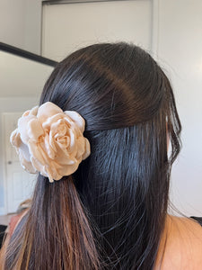 SOFT ROSE CLIP