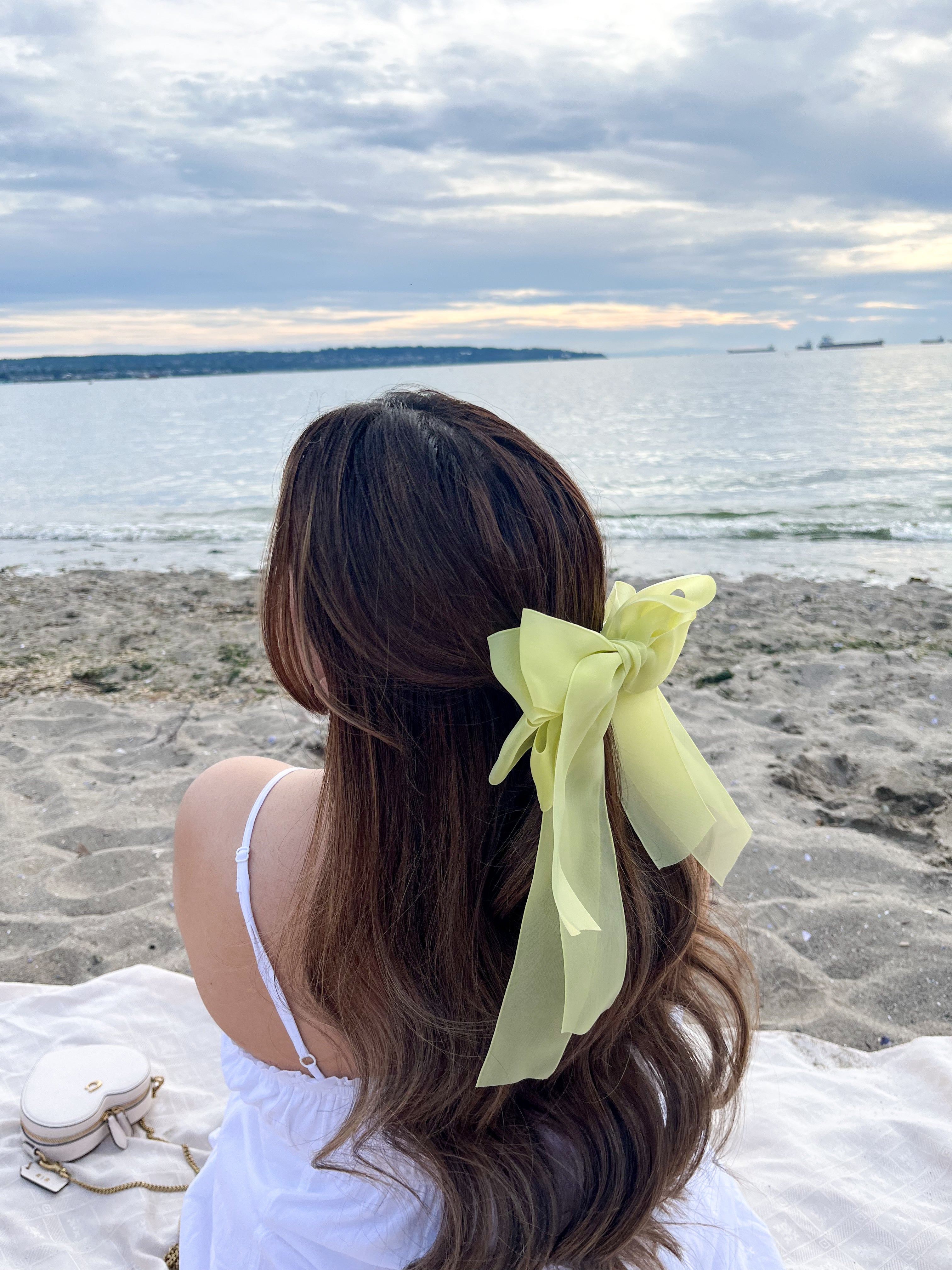 VACAY MODE HAIR BOW